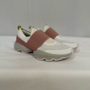 Sorel Women’s Kinetic Impact Strap Shoes